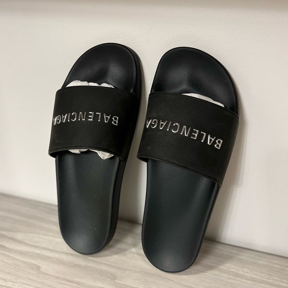 Balenciaga Pool Slide Sandal - Picture 6 of 11